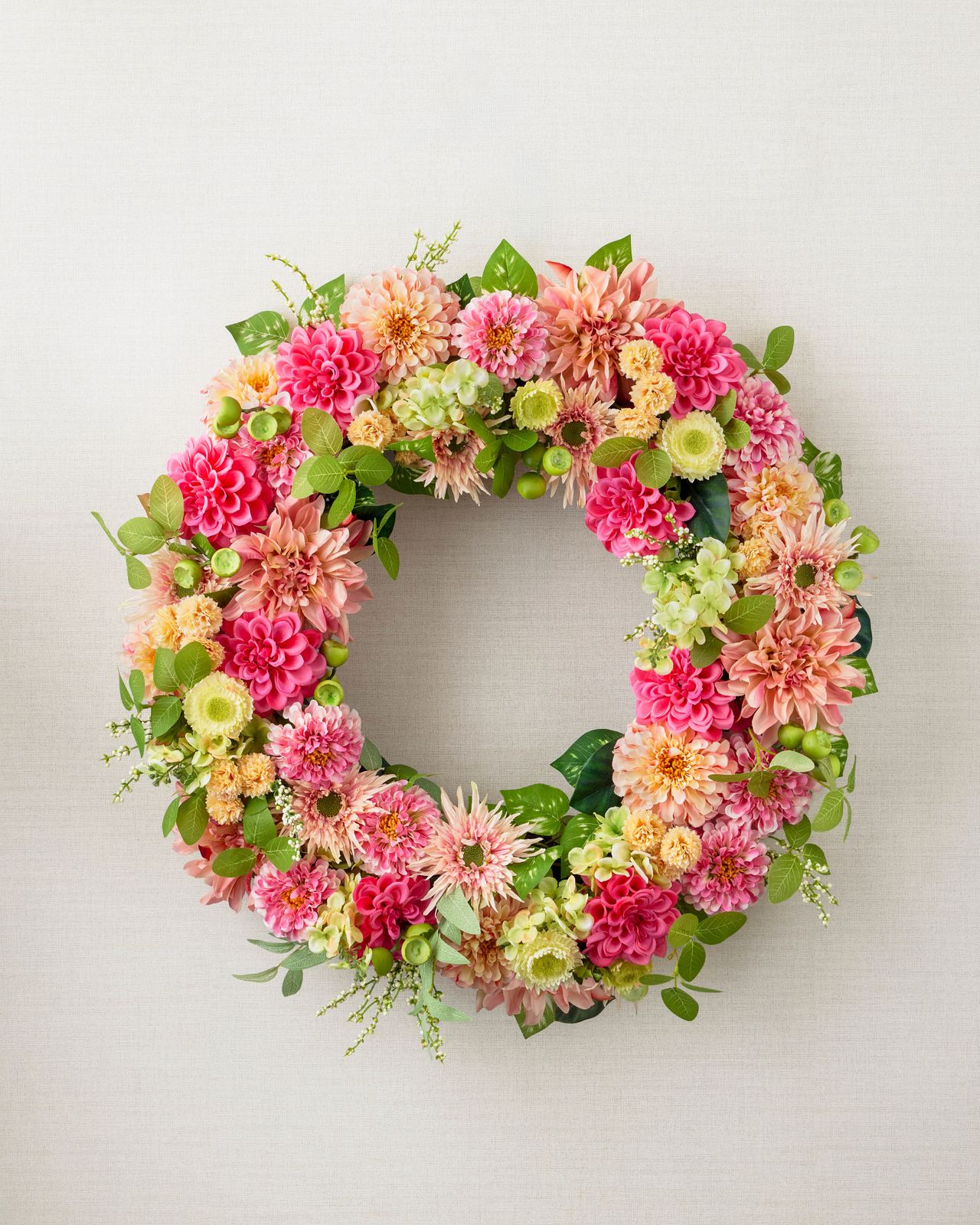 Guirlanda com flores artificiais 60cm