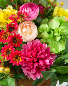 Guirlanda com flores artificiais 60cm