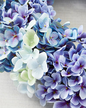 Guirlanda com flores artificiais 60cm