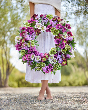 Guirlanda com flores artificiais 60cm
